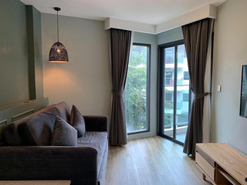 Eco Cozy Beachfront Resort Chaam Hua Hin Bagian luar foto