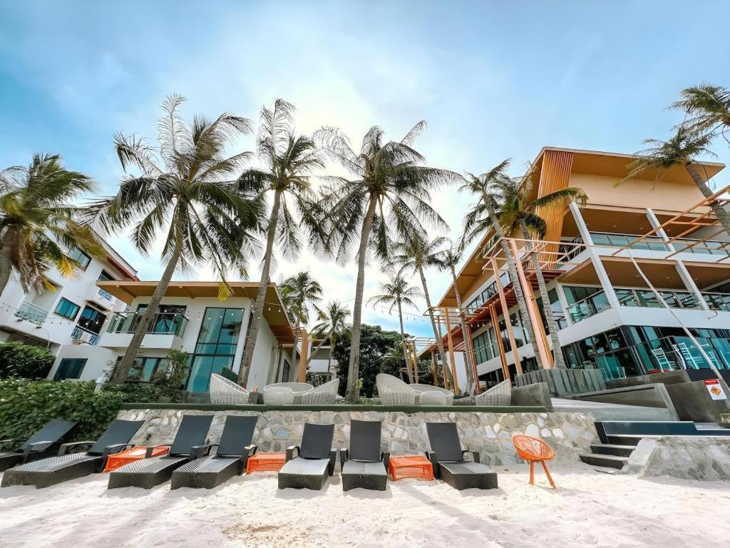 Eco Cozy Beachfront Resort Chaam Hua Hin Bagian luar foto